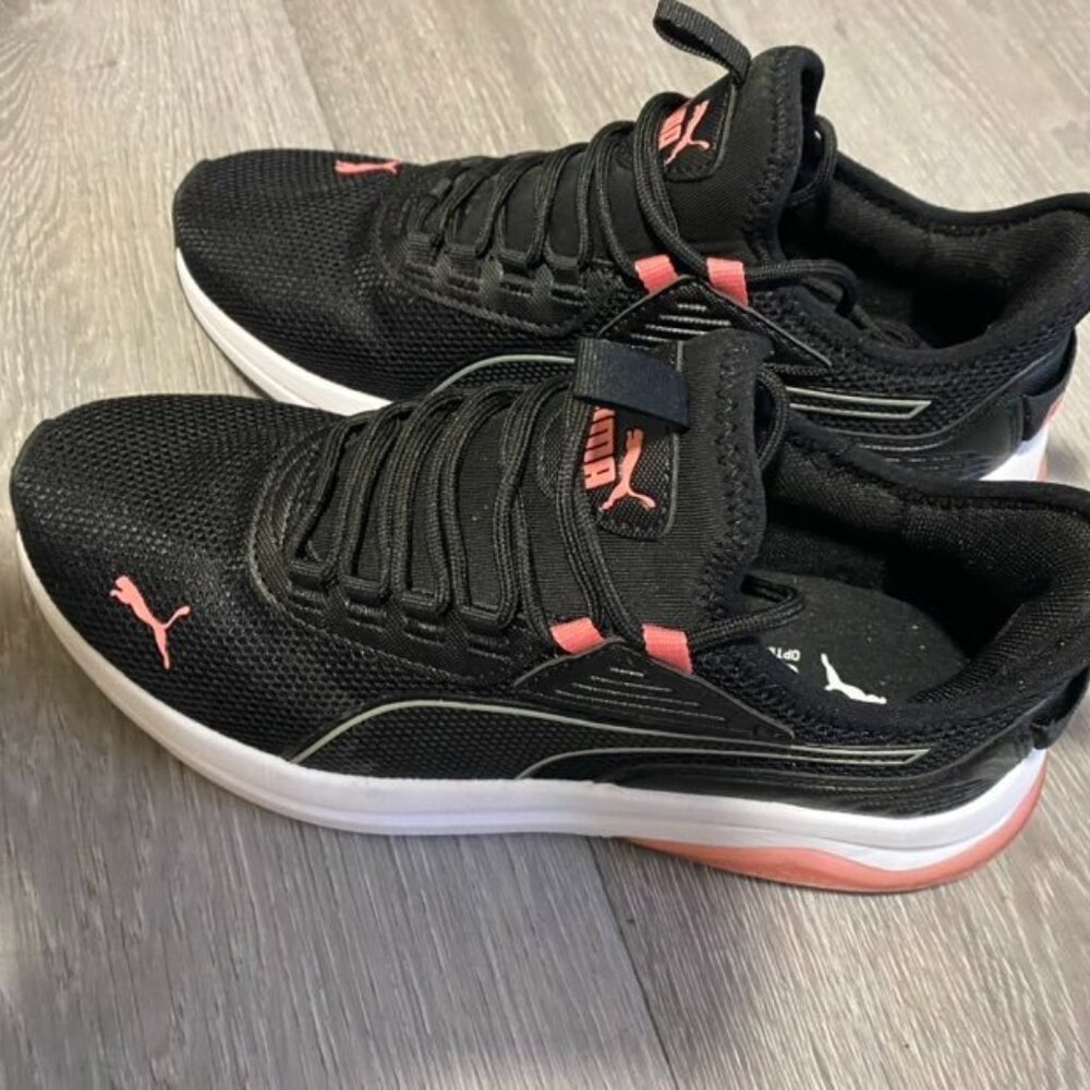 New Black Puma women shoes size 8